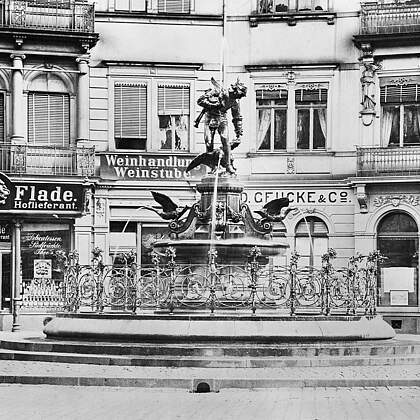 G&auml;nsediebbrunnen