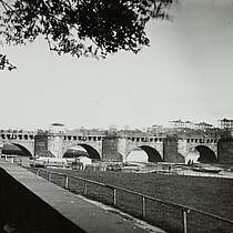 Alte Augustusbrücke (1727/1731; M. D. Pöppelmann, J. G. Fehre). Ansicht von Nordwest