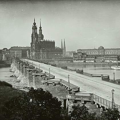 Augustusbrücke in Dresden, 1874