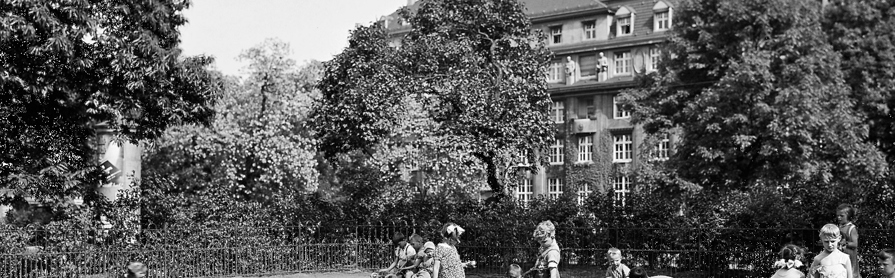 Dresden-Altstadt. Sternplatz. Sandkasten
